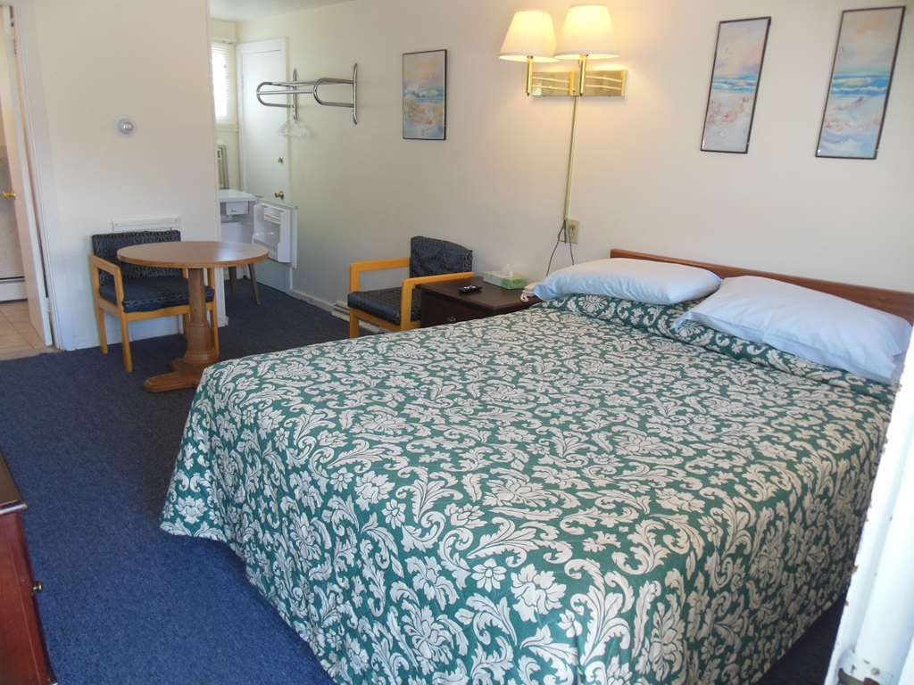 The Coast Motel Westerly Room photo